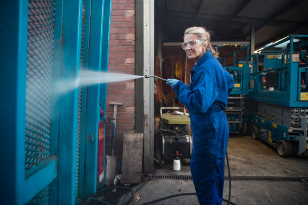 Garage Pressure Washing in Somerset, TX
